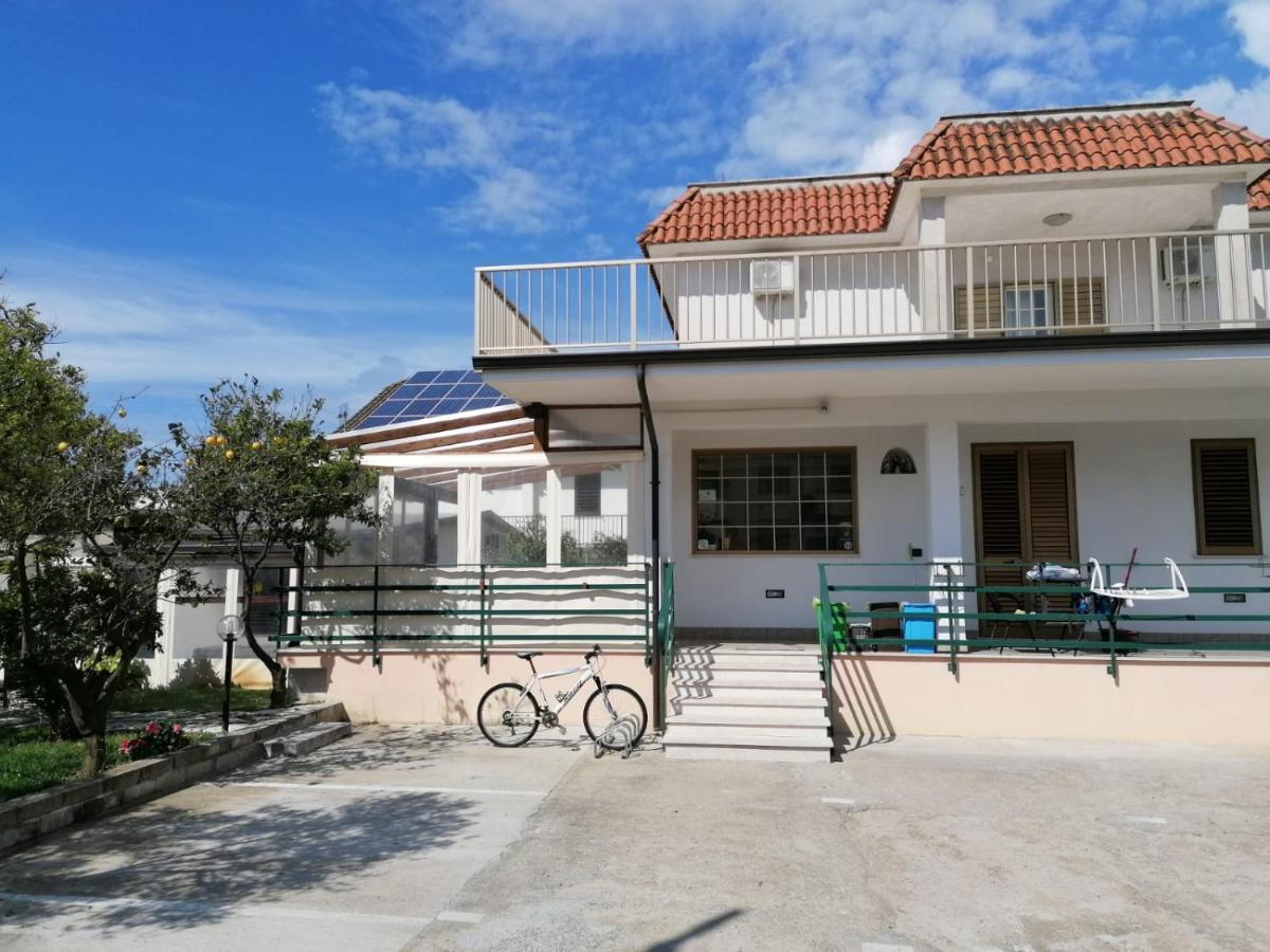 Affittacamere Il Tulipano Beach Formia Exteriör bild